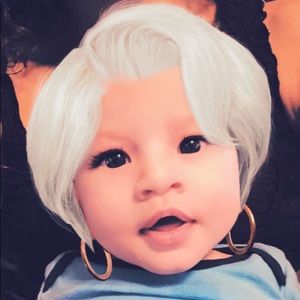 Meet your Posher, Maira